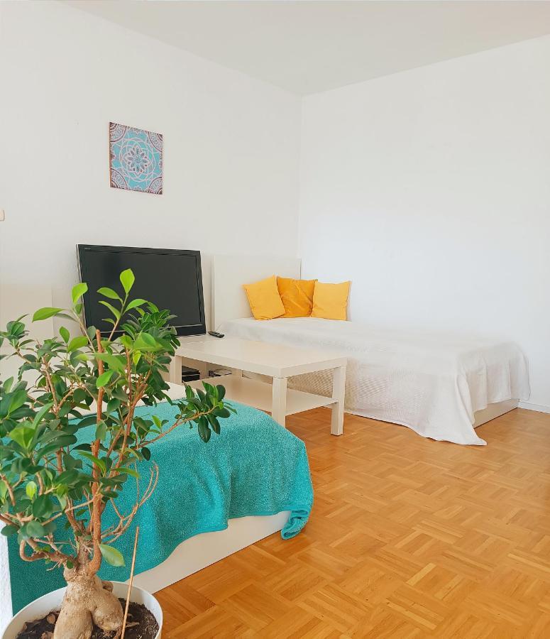 Sonniges 2-Zimmer-Gartenapartment Bietigheim-Bissingen Eksteriør bilde